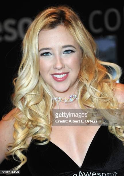 samantha ronie|21 Samantha Rone Stock Photos & High.
